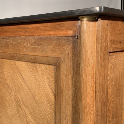 EARLY C19TH FRENCH OAK EMPIRE SIDEBOARD WITH SLATE TOP - ADDITIONAL PHOTO 4