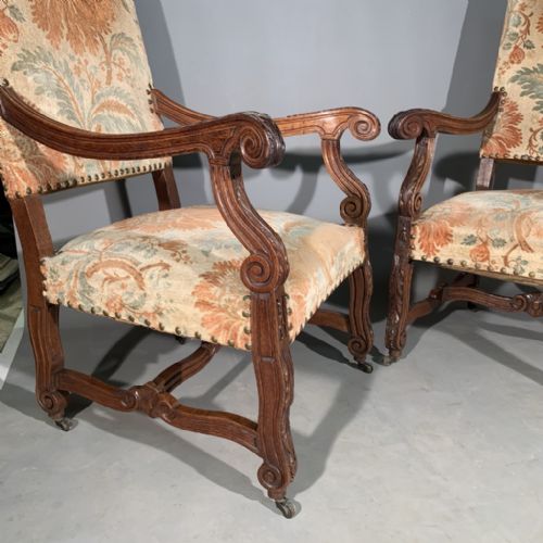 PAIR OF LARGE C19TH FRENCH OAK THRONE ARMCHAIRS - ADDITIONAL PHOTO 4