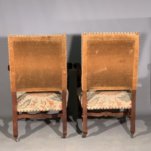 PAIR OF LARGE C19TH FRENCH OAK THRONE ARMCHAIRS - ADDITIONAL PHOTO 8