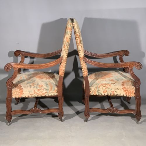 PAIR OF LARGE C19TH FRENCH OAK THRONE ARMCHAIRS - ADDITIONAL PHOTO 9