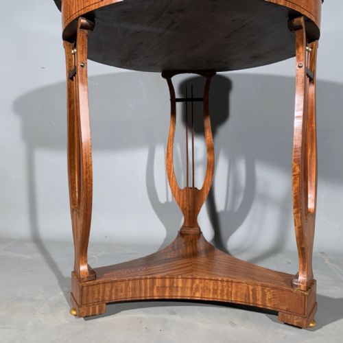 FINE QUALITY FRENCH SATINWOOD PEDAL LYRE CENTRE TABLE - ADDITIONAL PHOTO 2