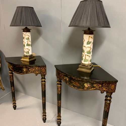 PAIR OF C19TH CONTINENTAL PAINTED CORNER CONSOLE TABLES - ADDITIONAL PHOTO 6