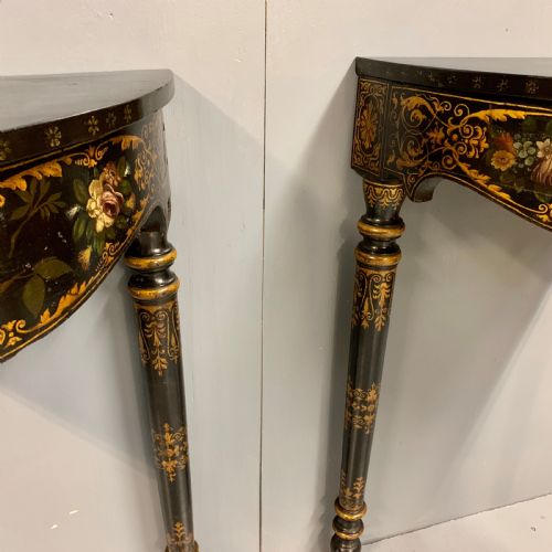PAIR OF C19TH CONTINENTAL PAINTED CORNER CONSOLE TABLES - ADDITIONAL PHOTO 10