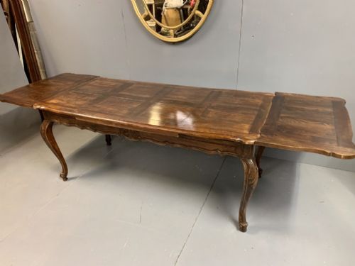 FRENCH 8 TO 10 SEATER C19TH EXTENDING DINING TABLE - ADDITIONAL PHOTO 10
