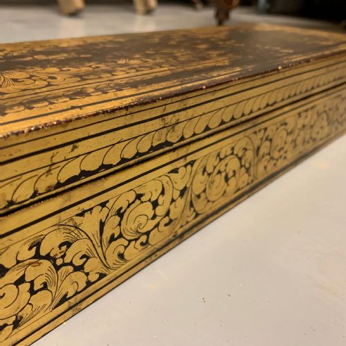 GILT ON BLACK LACQUER OBLONG GLOVE OR JEWELLERY BOX - ADDITIONAL PHOTO 4