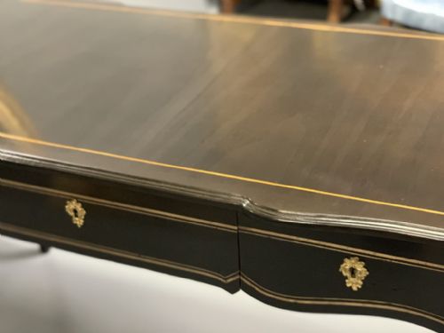 LARGE BLACK LACQUER AND BRASS BUREAU PLAT - ADDITIONAL PHOTO 8