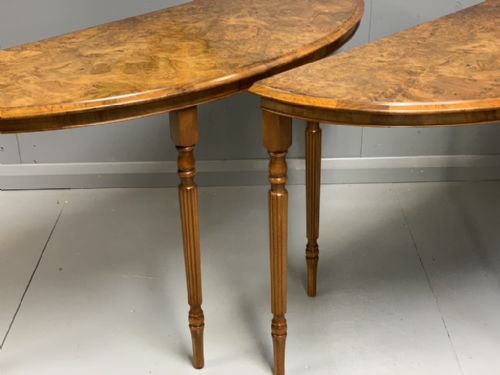PAIR OF C19TH BURR WALNUT CONSOLE TABLES - ADDITIONAL PHOTO 6