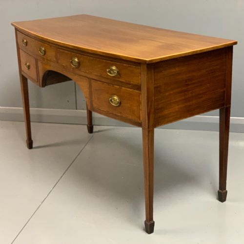 GEORGIAN MAHOGANY DRESSING TABLE SET - ADDITIONAL PHOTO 1