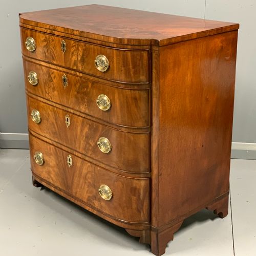 SMALL BOW FRONT REGENCY CHEST OF DRAWERS - ADDITIONAL PHOTO 3