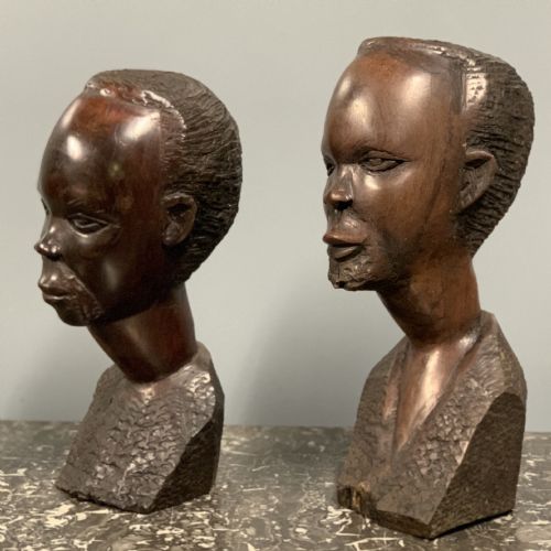 pair of african carved hardwood busts - CATEGORY: ANTIQUE MISCELLANEOUS - DATED 1900