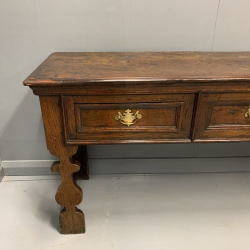 18TH CENTURY ENGLISH OAK DRESSER BASE - ADDITIONAL PHOTO 3
