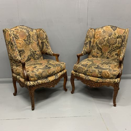 PAIR OF FRENCH CARVED WING ARMCHAIRS IN TAPESTRY - ADDITIONAL PHOTO 4