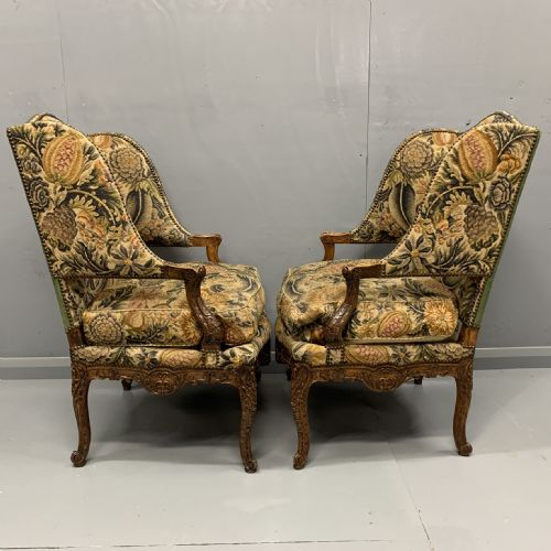 PAIR OF FRENCH CARVED WING ARMCHAIRS IN TAPESTRY - ADDITIONAL PHOTO 5