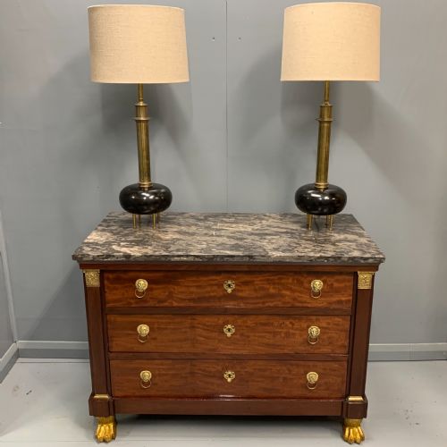 PAIR OF BULBOUS EBONISED AND BRASS LAMPS - ADDITIONAL PHOTO 1