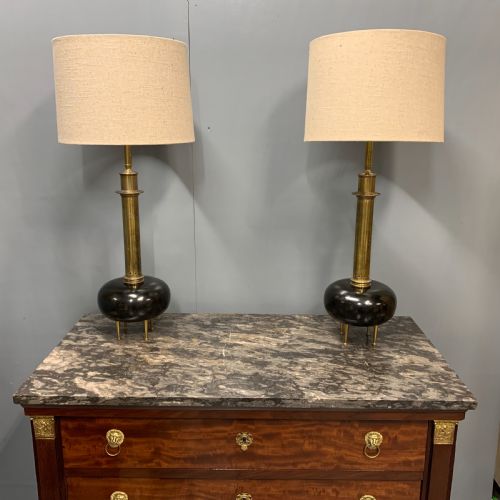 PAIR OF BULBOUS EBONISED AND BRASS LAMPS - ADDITIONAL PHOTO 2