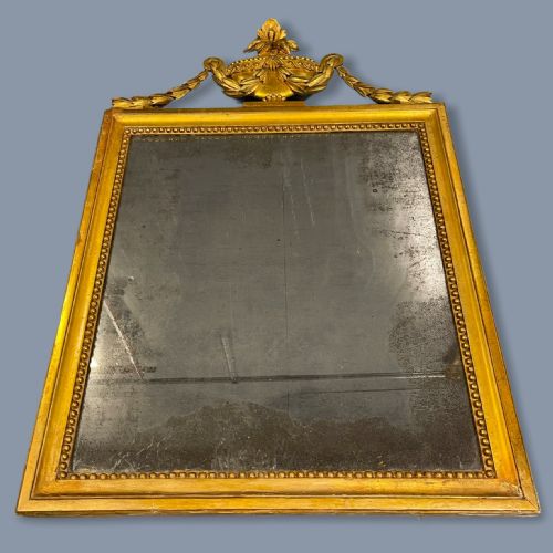 EARLY 19TH CENTURY FRENCH GILT MIRROR WITH GARLANDS - ADDITIONAL PHOTO 1