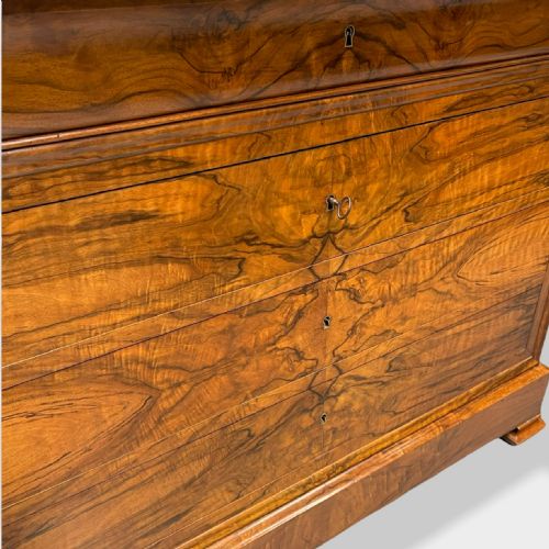 FIGURED WALNUT MARBLE TOP COMMODE - ADDITIONAL PHOTO 6