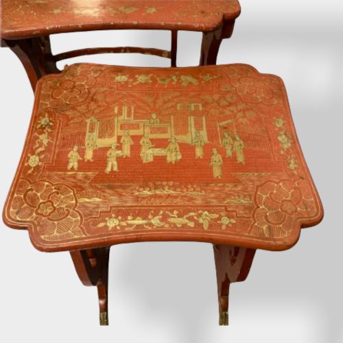 CRUSTY NEST OF 4 CHINESE RED LACQUERED TABLES - ADDITIONAL PHOTO 8