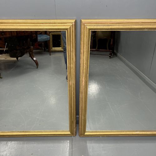 PAIR OF ALMOST SQUARE ENGLISH GILT MIRRORS - ADDITIONAL PHOTO 3