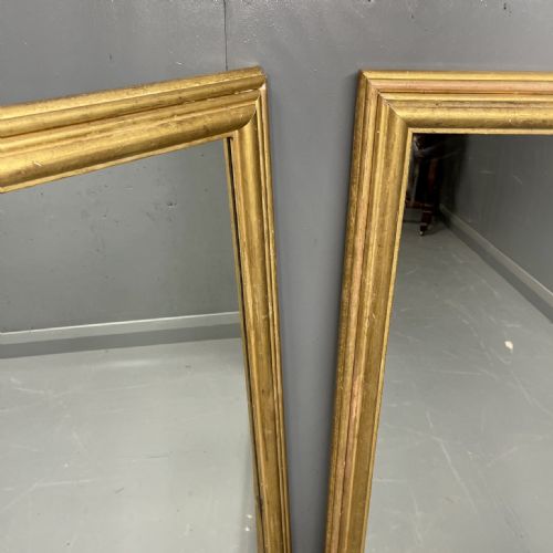 PAIR OF ALMOST SQUARE ENGLISH GILT MIRRORS - ADDITIONAL PHOTO 9
