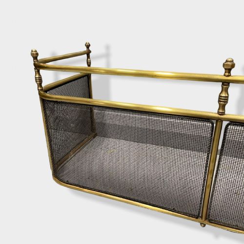 19TH CENTURY BRASS FIRE GUARD FENDER - ADDITIONAL PHOTO 3