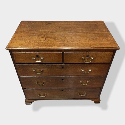 GEORGE II SMALL OAK CHEST OF DRAWERS - ADDITIONAL PHOTO 2