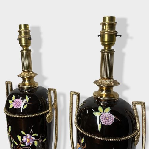 PAIR OF ITALIAN ENAMELLED PORCELAIN TABLE LAMPS - ADDITIONAL PHOTO 4