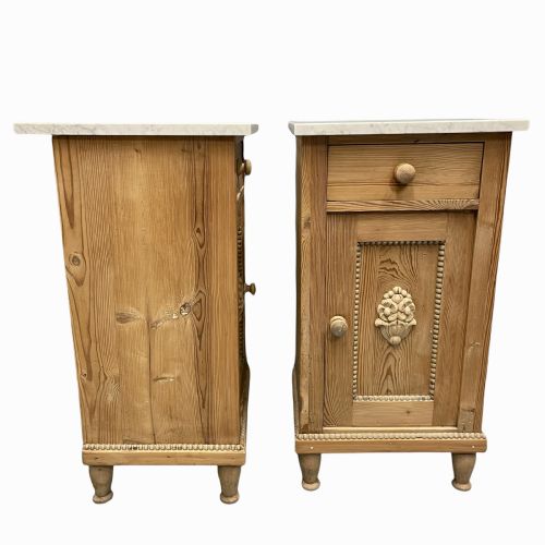 PAIR OF CONTINENTAL PINE AND MARBLE TOP BEDSIDE CABINETS - ADDITIONAL PHOTO 4