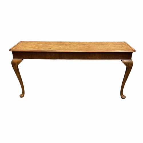 english burr walnut console table on pad feet - CATEGORY: ANTIQUE TABLES - DATED 1920