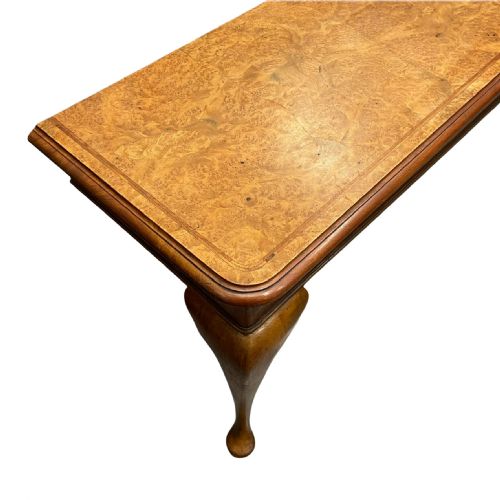 ENGLISH BURR WALNUT CONSOLE TABLE ON PAD FEET - ADDITIONAL PHOTO 3
