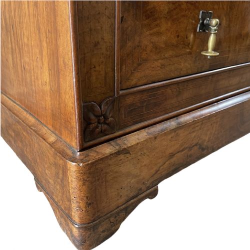 BURR WALNUT AND INLAID MARBLE TOP COMMODE - ADDITIONAL PHOTO 9