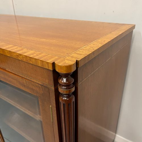 FRENCH BREAKFRONT GLAZED SIDEBOARD BOOKCASE - ADDITIONAL PHOTO 4