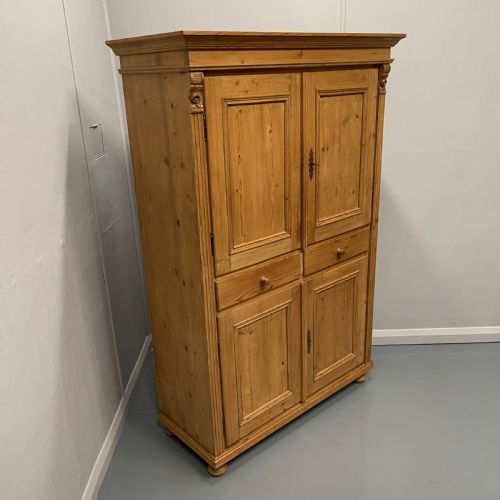 LARGE ANTIQUE PINE LARDER CUPBOARD WITH DRAWERS - ADDITIONAL PHOTO 1