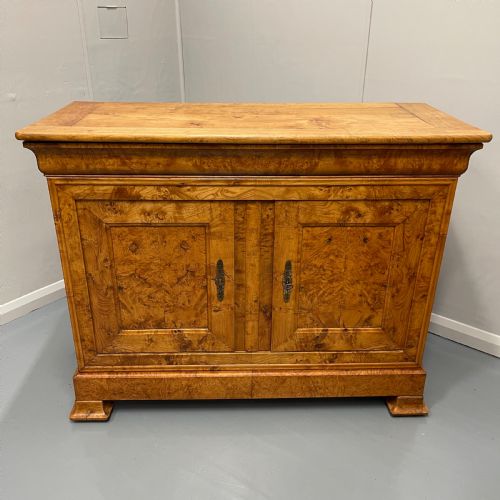 french burr elm buffet server - CATEGORY: ANTIQUE SIDEBOARDS - DATED 19TH CENTURY