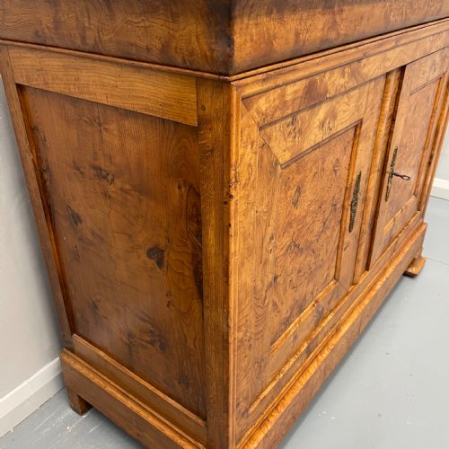 FRENCH BURR ELM BUFFET SERVER - ADDITIONAL PHOTO 4