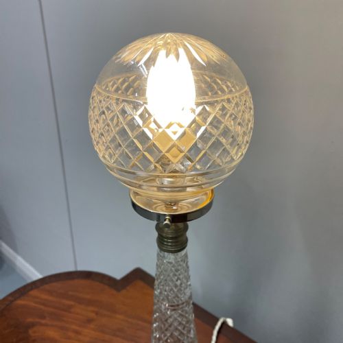 CUT AND PRESSED GLASS GLOBE TABLE LAMP - ADDITIONAL PHOTO 6