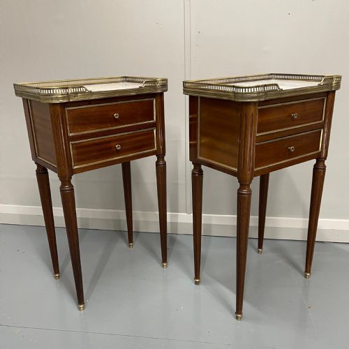 PAIR OF FRENCH EMPIRE STYLE INLAID BEDSIDE LAMP TABLES - ADDITIONAL PHOTO 4