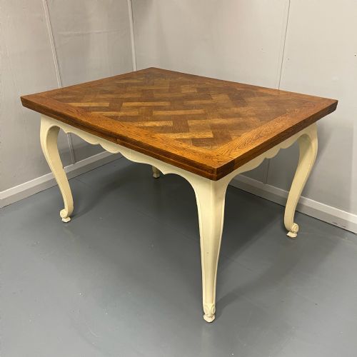 FRENCH OAK PARQUET EXTENDING TABLE - ADDITIONAL PHOTO 1