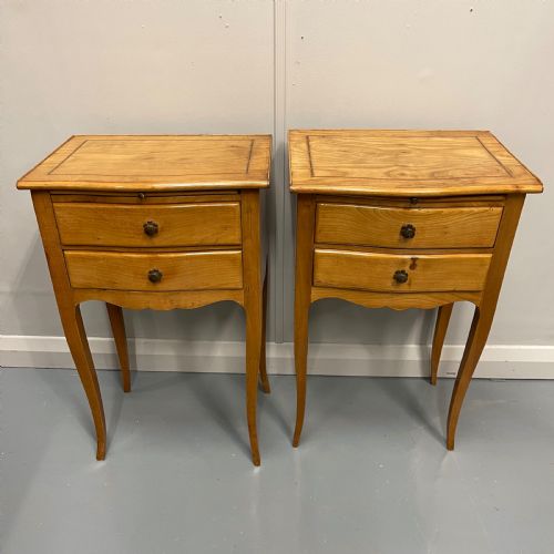 PAIR OF FRENCH ASH INLAID BEDSIDE LAMP TABLES - ADDITIONAL PHOTO 2