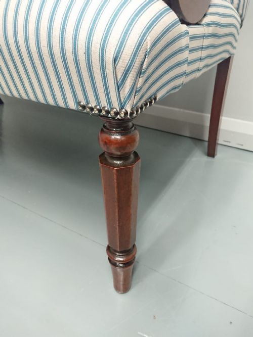 BUTTONED STRIPE TICKING WINDOW SEAT WITH STOOL - ADDITIONAL PHOTO 2