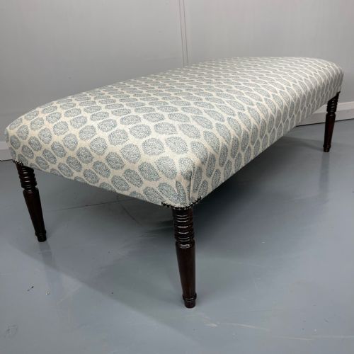 REGENCY FOOTSTOOL WITH TURNED LEGS AND LEAF MOTIF - ADDITIONAL PHOTO 5