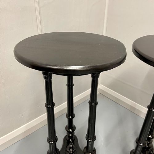 PAIR OF EBONISED REGENCY STYLE SIDE TABLES - ADDITIONAL PHOTO 4