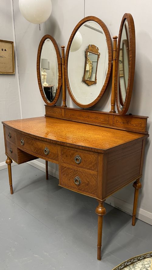 LARGE SATINWOOD INLAID DRESSING TABLE WITH OVAL MIRRORS - ADDITIONAL PHOTO 1