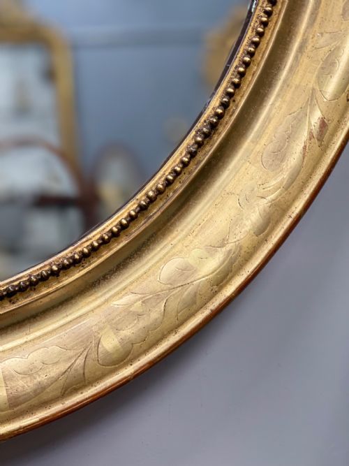 FRENCH OVAL FIGURED GILT MIRROR - ADDITIONAL PHOTO 3