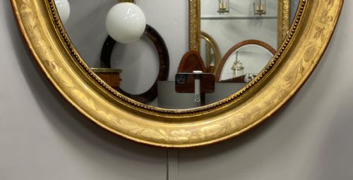 FRENCH OVAL FIGURED GILT MIRROR - ADDITIONAL PHOTO 4