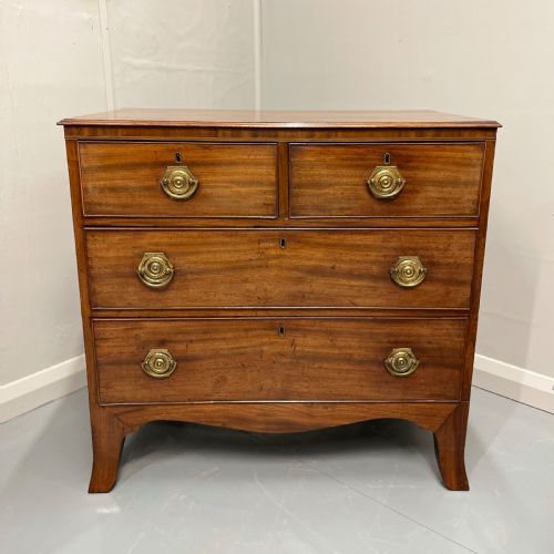small georgian mahogany chest of drawers - CATEGORY: ANTIQUE CHEST OF DRAWERS - DATED GEORGIAN
