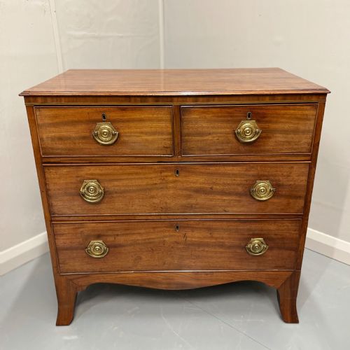 SMALL GEORGIAN MAHOGANY CHEST OF DRAWERS - ADDITIONAL PHOTO 8