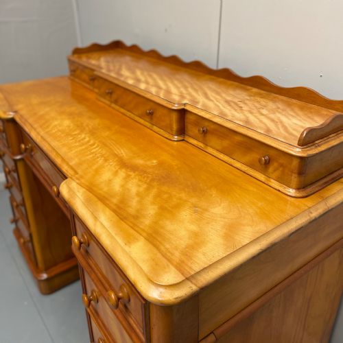 EDWARDIAN SATINWOOD PEDESTAL DESK - ADDITIONAL PHOTO 8