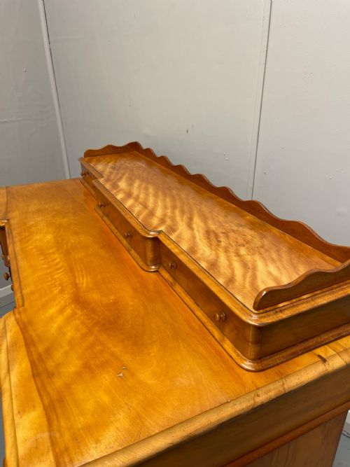 EDWARDIAN SATINWOOD PEDESTAL DESK - ADDITIONAL PHOTO 4