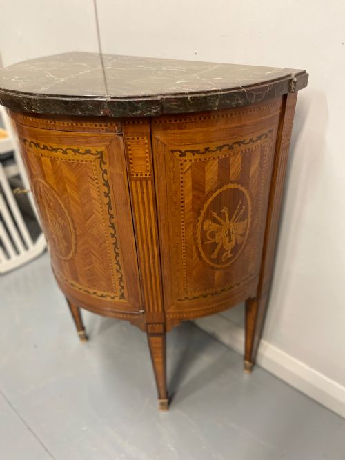 19TH CENTURY FRENCH MARQUETRY DEMI LUNE CABINET - ADDITIONAL PHOTO 11